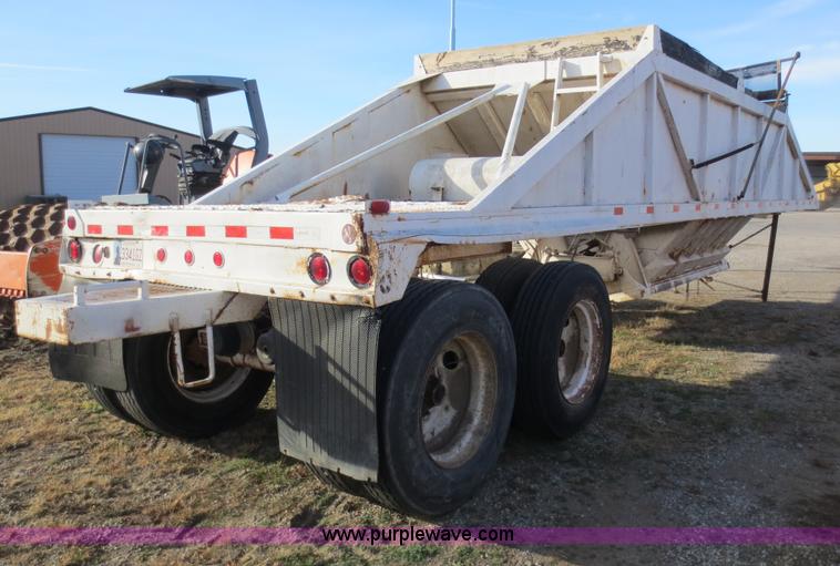 image for item F6546 1984 Ranch belly dump trailer