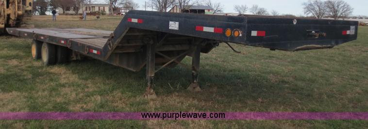 image for item F6547 1993 30' gooseneck tilt top trailer