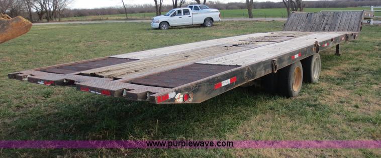 image for item F6547 1993 30' gooseneck tilt top trailer