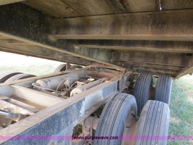 image for item F6547 1993 30' gooseneck tilt top trailer