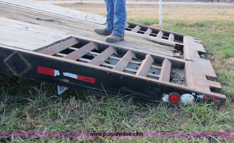 image for item F6547 1993 30' gooseneck tilt top trailer