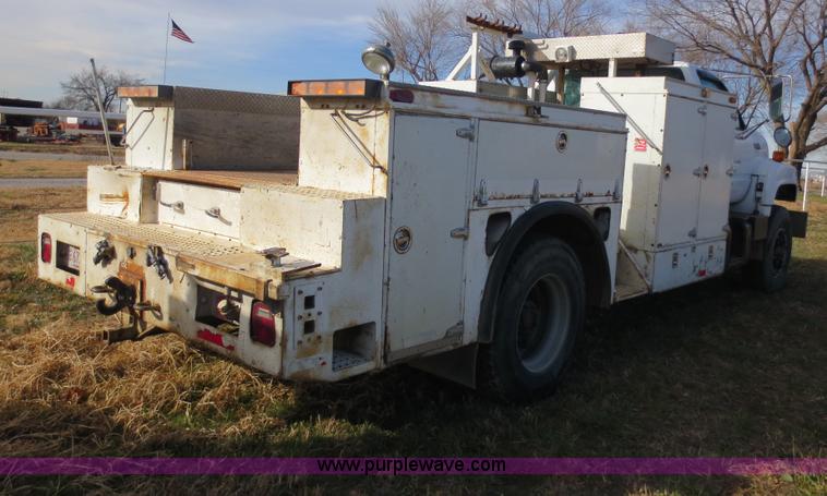 image for item F6548 1994 GMC TopKick service truck