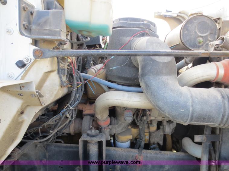 image for item F6548 1994 GMC TopKick service truck