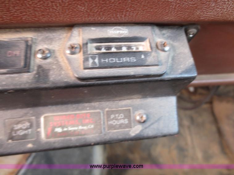 image for item F6548 1994 GMC TopKick service truck