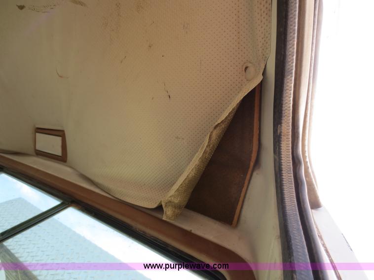 image for item F6548 1994 GMC TopKick service truck