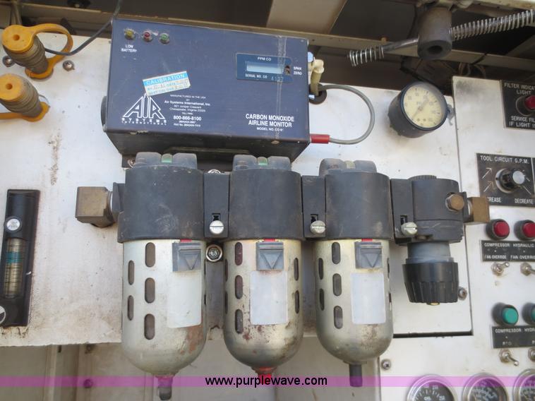 image for item F6548 1994 GMC TopKick service truck