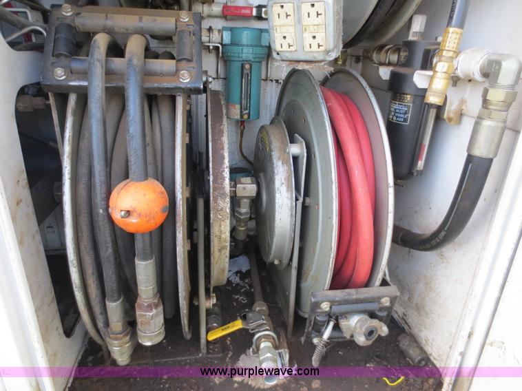 image for item F6548 1994 GMC TopKick service truck