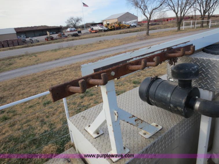 image for item F6548 1994 GMC TopKick service truck