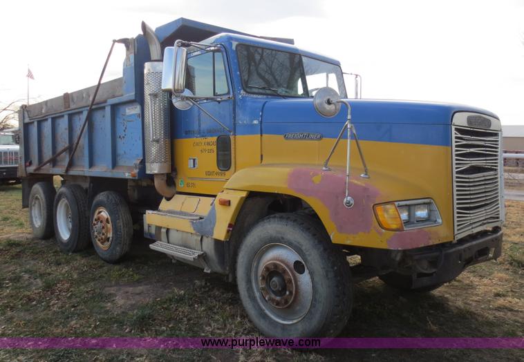 image for item F6549 1990 Freightliner FLD dump truck
