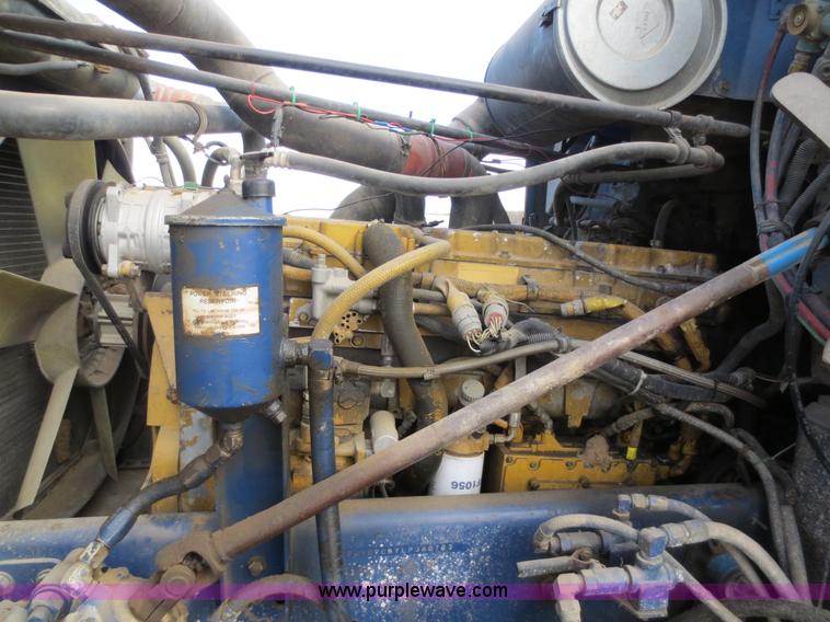 image for item F6549 1990 Freightliner FLD dump truck