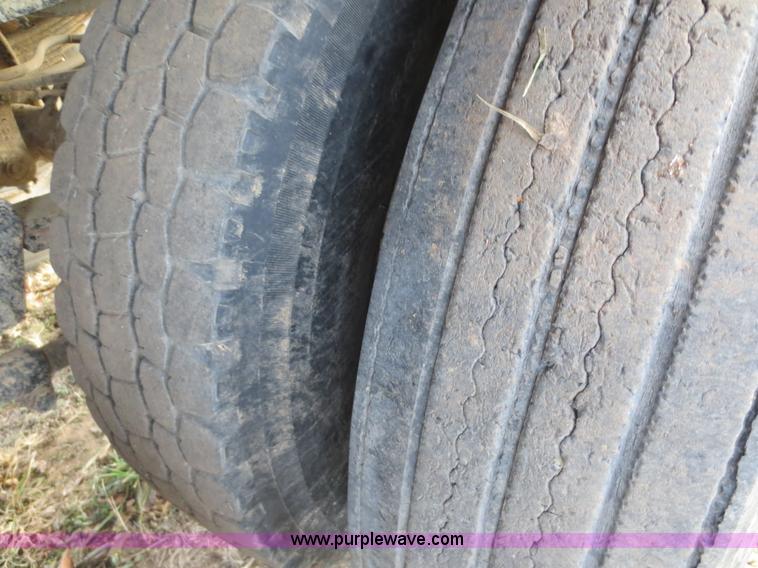 image for item F6550 1996 Clement pup trailer