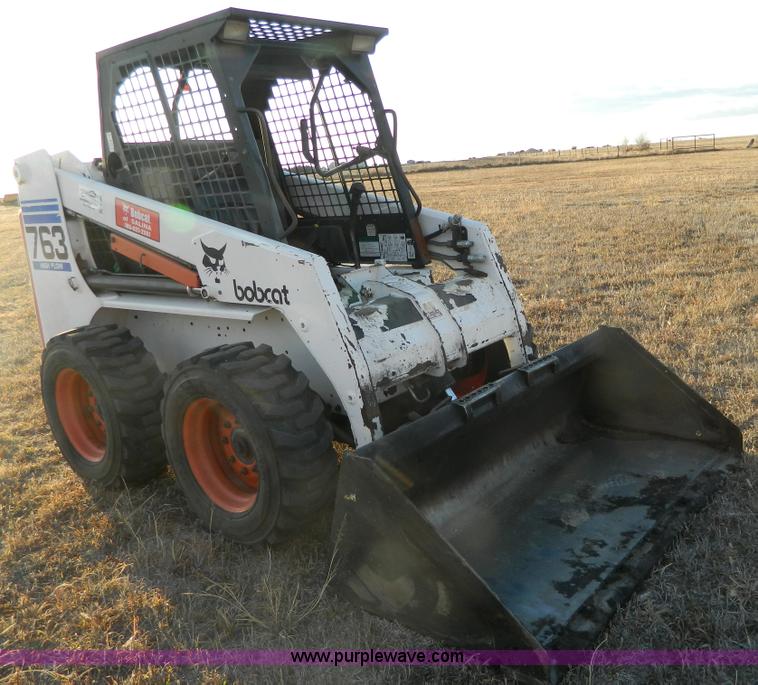 image for item G7663 1999 Bobcat 763F skid steer