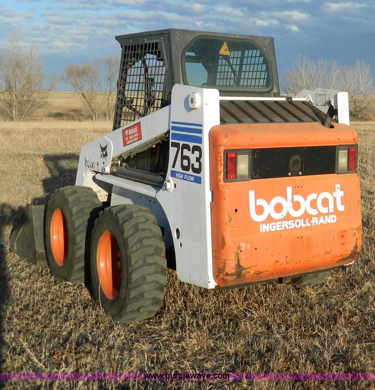 image for item G7663 1999 Bobcat 763F skid steer