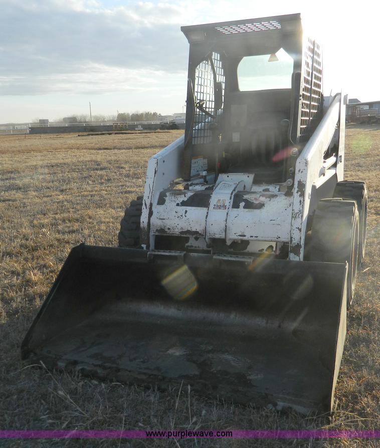 image for item G7663 1999 Bobcat 763F skid steer