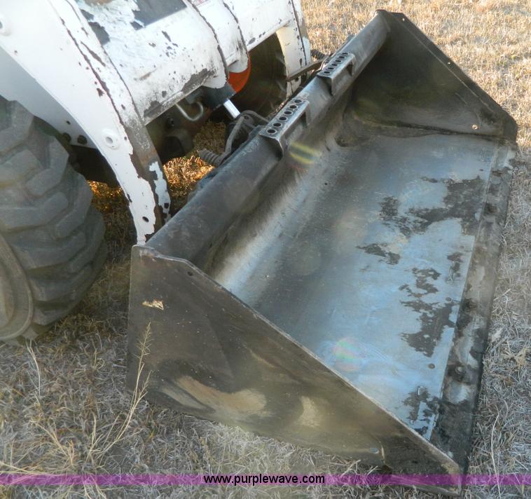 image for item G7663 1999 Bobcat 763F skid steer