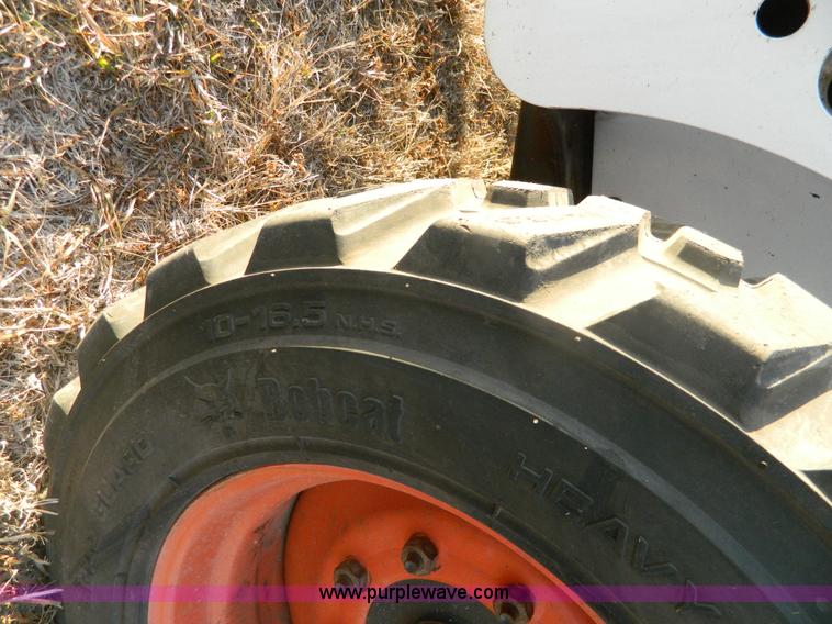 image for item G7663 1999 Bobcat 763F skid steer
