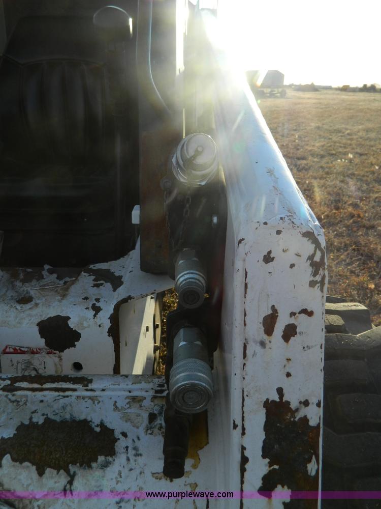 image for item G7663 1999 Bobcat 763F skid steer