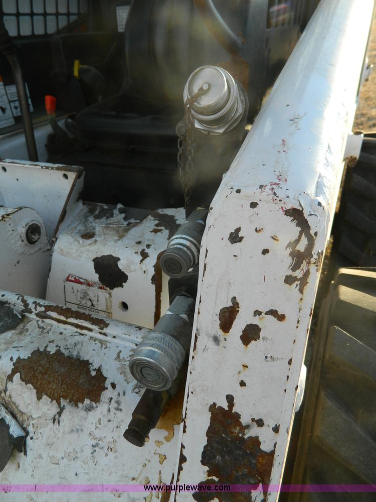 image for item G7663 1999 Bobcat 763F skid steer