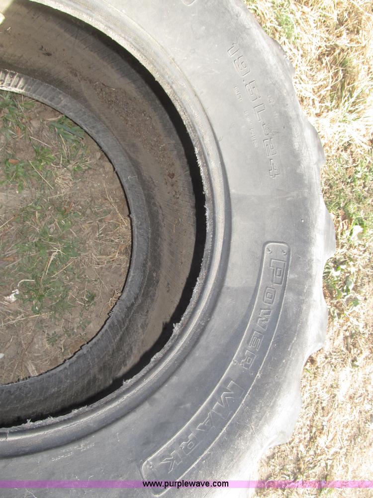 image for item K9622 (2) 19.5L-24 tires