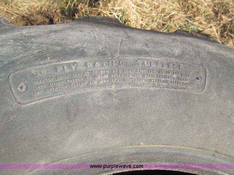 image for item K9622 (2) 19.5L-24 tires