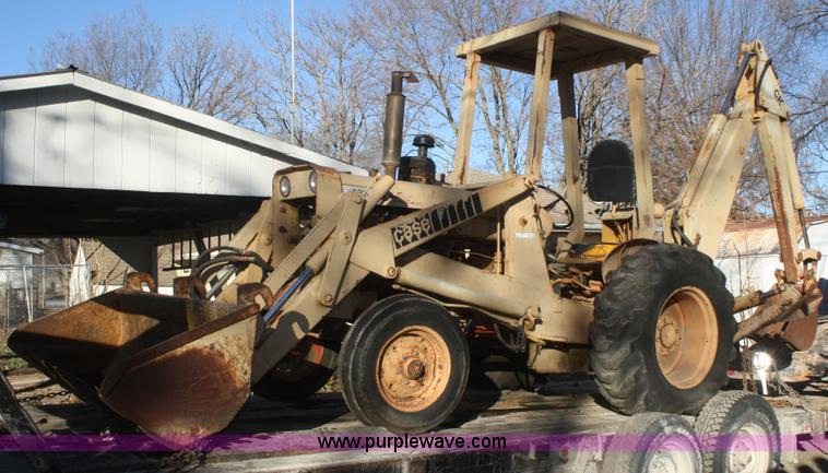 image for item O9817 1965 Case G530 backhoe