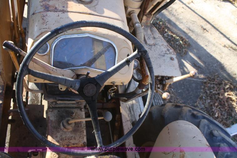 image for item O9817 1965 Case G530 backhoe