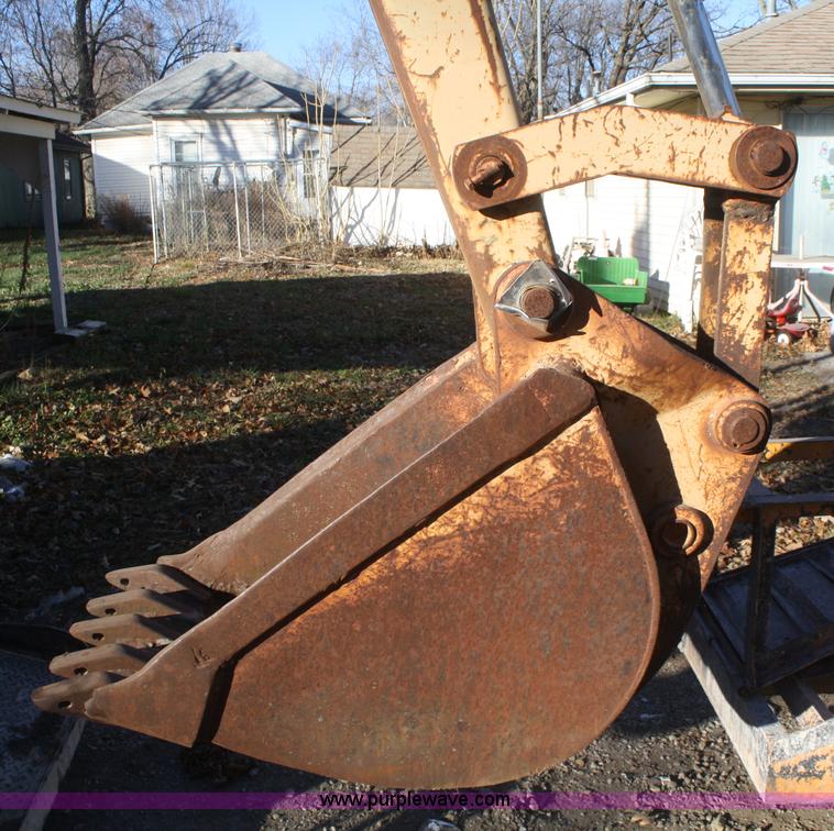 image for item O9817 1965 Case G530 backhoe