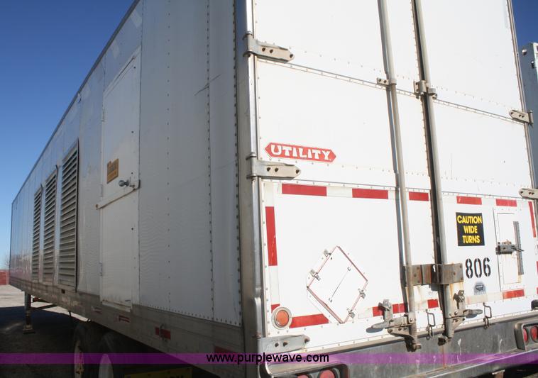 image for item O9823 1993 Utility 53' generator trailer