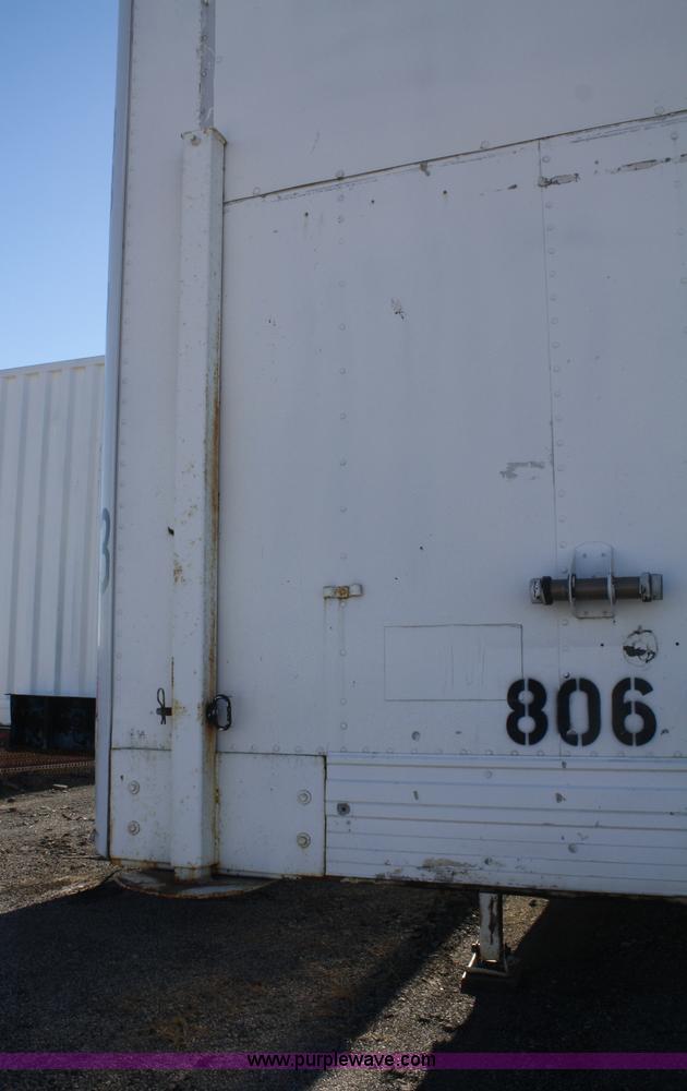 image for item O9823 1993 Utility 53' generator trailer