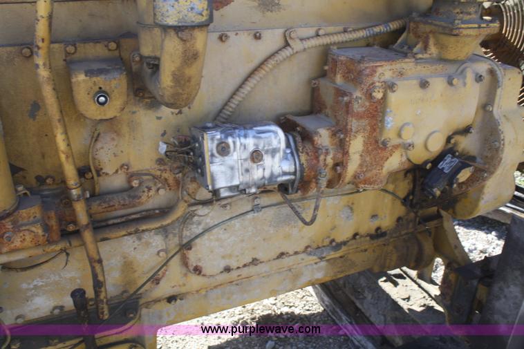 image for item O9824 Caterpillar G342 six cylinder gas engine