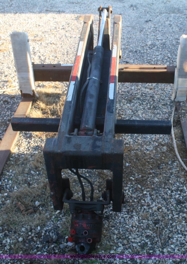 image for item O9877 Kinghofer drywall pallet forks