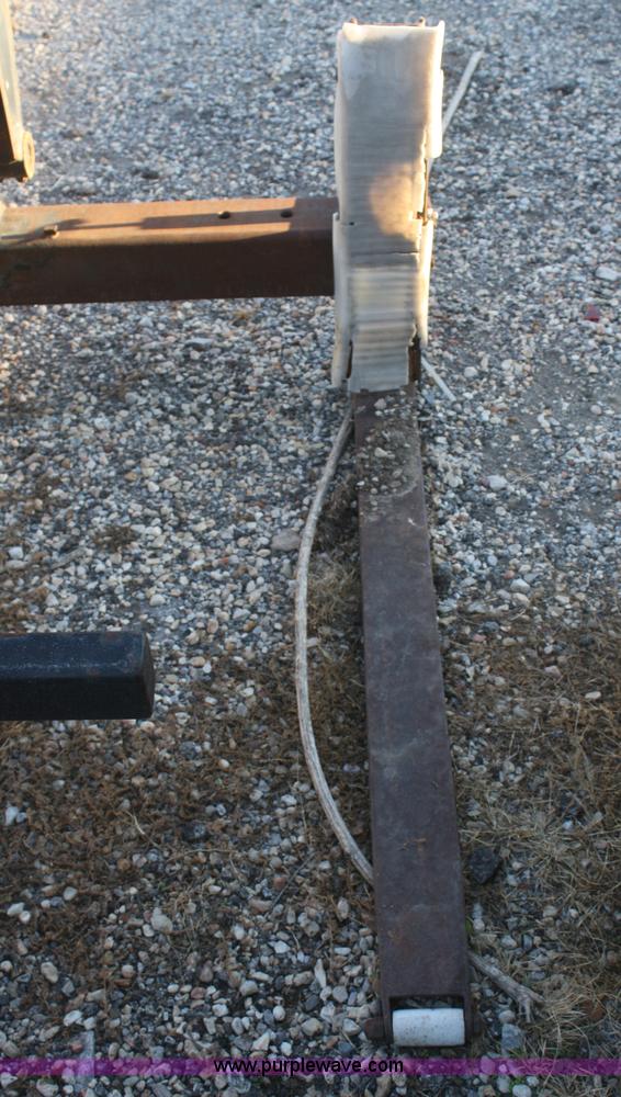 image for item O9877 Kinghofer drywall pallet forks