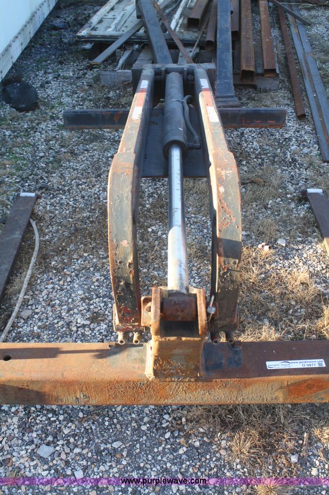 image for item O9877 Kinghofer drywall pallet forks