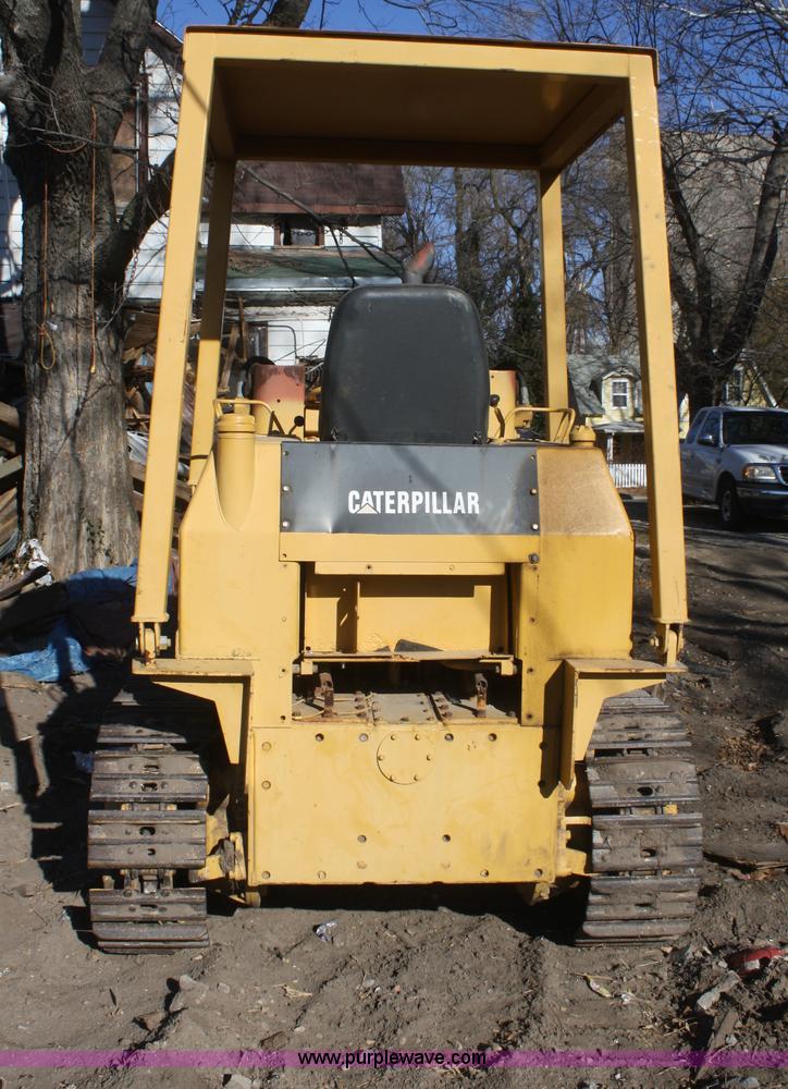 image for item O9880 Caterpillar 931 track loader