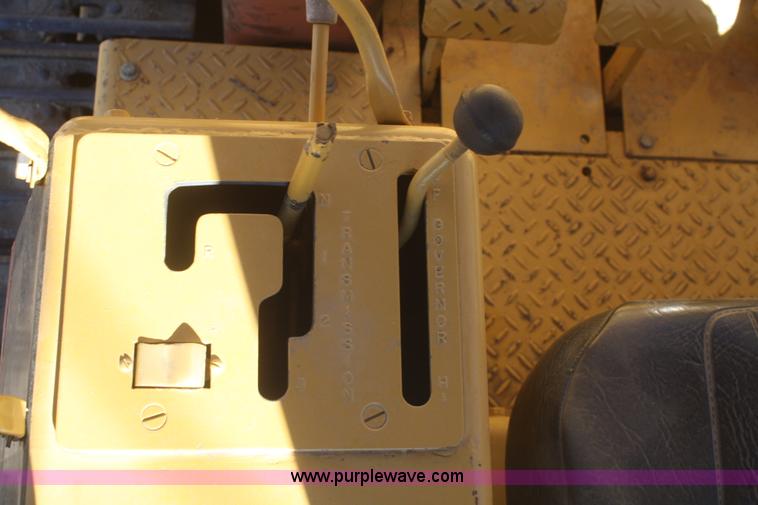 image for item O9880 Caterpillar 931 track loader