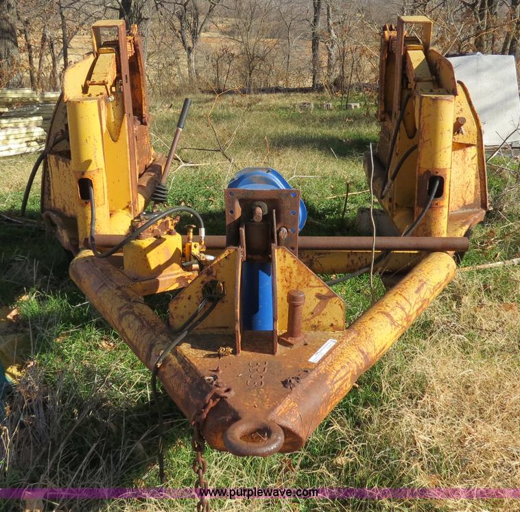 image for item S9512 Shop built hydraulic reel trailer