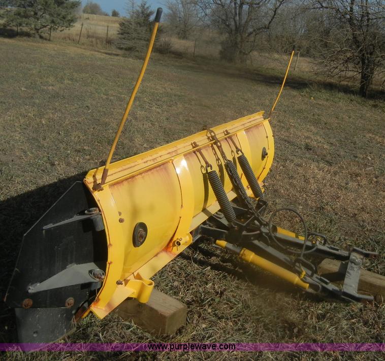 image for item T9611 Meyers 7.5' snow plow