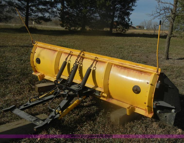 image for item T9611 Meyers 7.5' snow plow