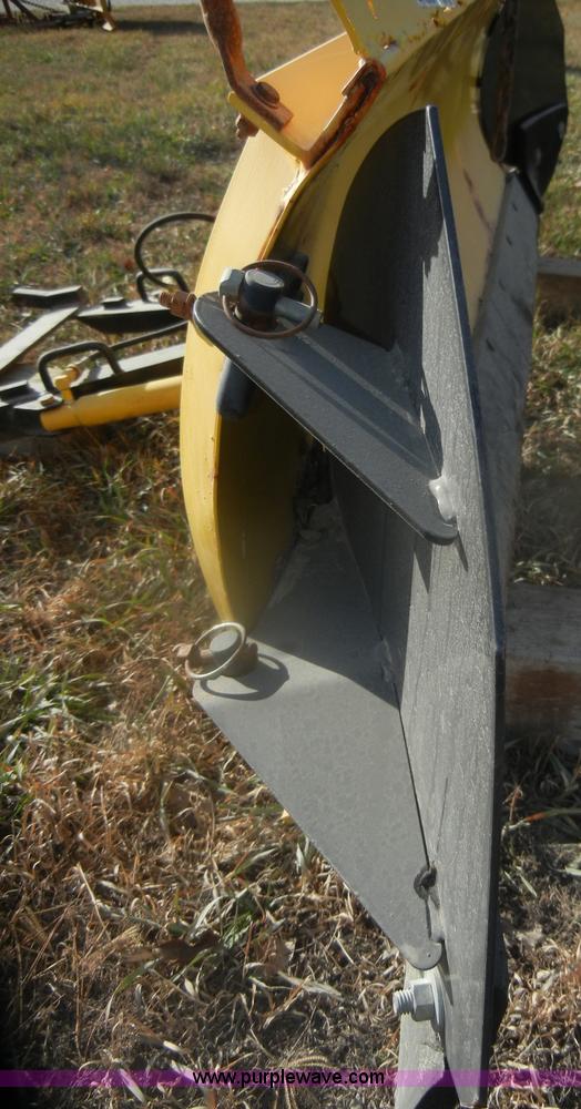 image for item T9611 Meyers 7.5' snow plow