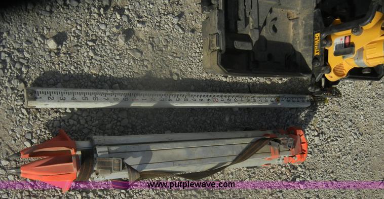 image for item T9614 DeWalt DW073 cordless rotary laser