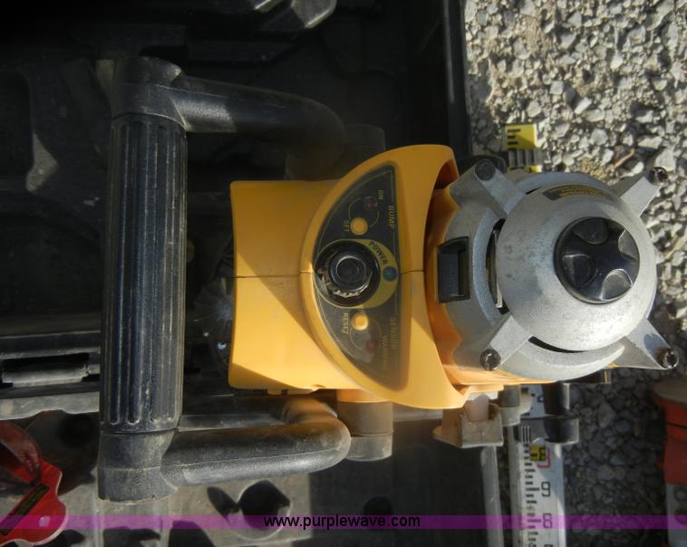 image for item T9614 DeWalt DW073 cordless rotary laser