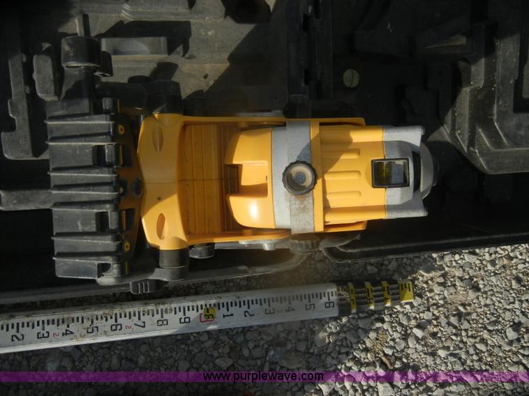 image for item T9614 DeWalt DW073 cordless rotary laser