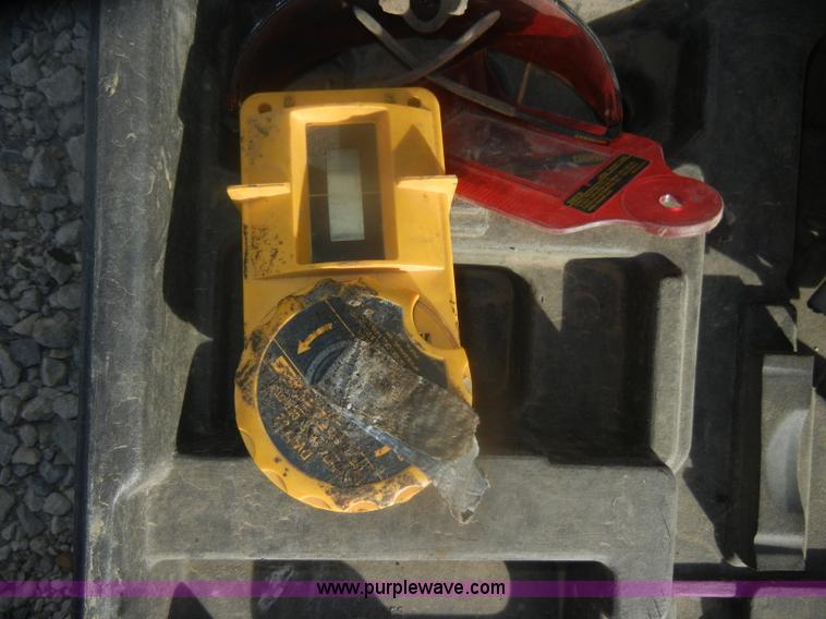 image for item T9614 DeWalt DW073 cordless rotary laser