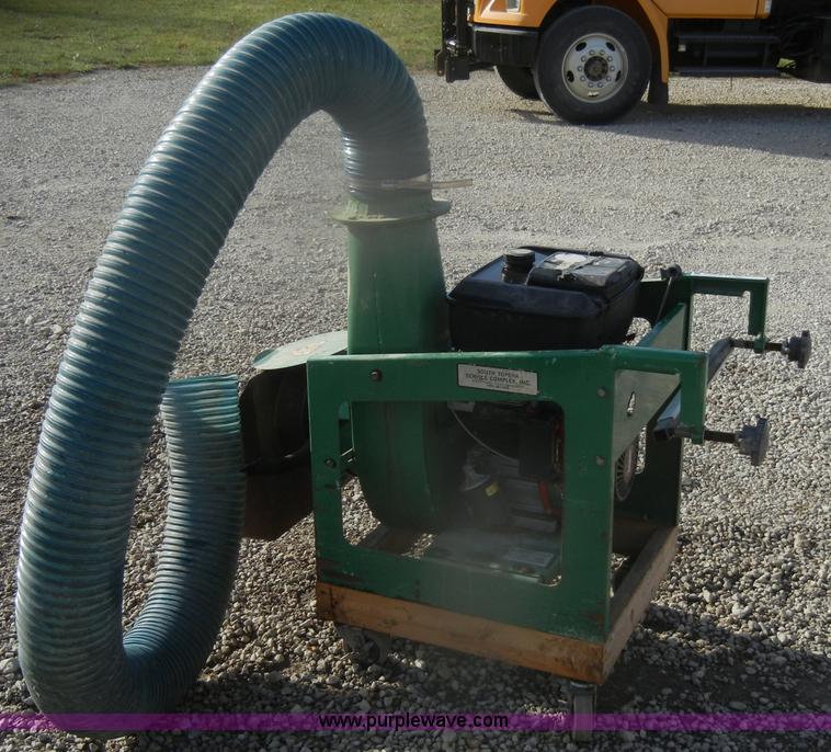 image for item T9616 Billy Goat vacuum