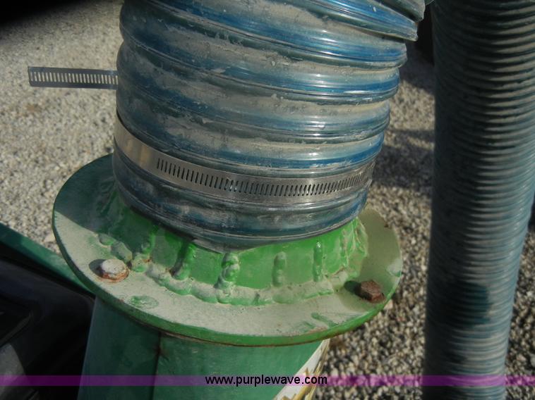 image for item T9616 Billy Goat vacuum