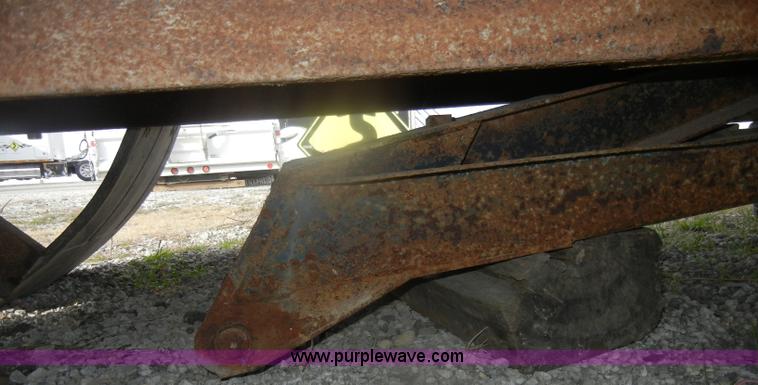 image for item T9619 Shop built 10' dump bed