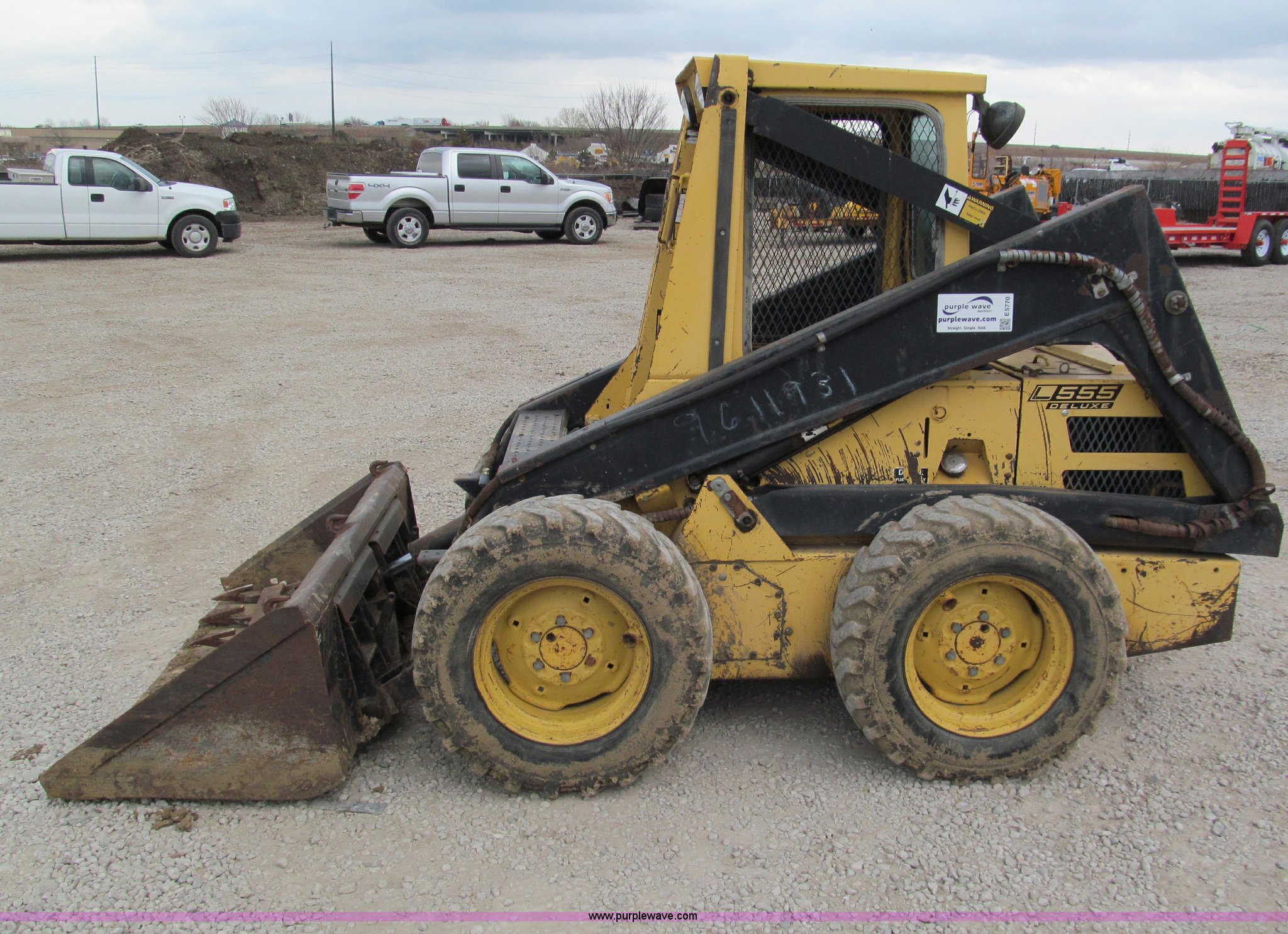 1987 New Holland L555 Deluxe skid steer in Olathe, KS Item E5770 sold