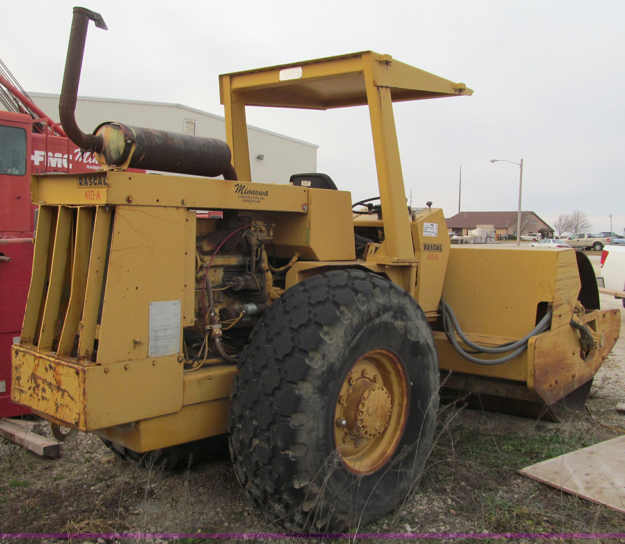 1977 Raygo Rascal 410A smooth drum vibratory roller in Harmony, MN ...