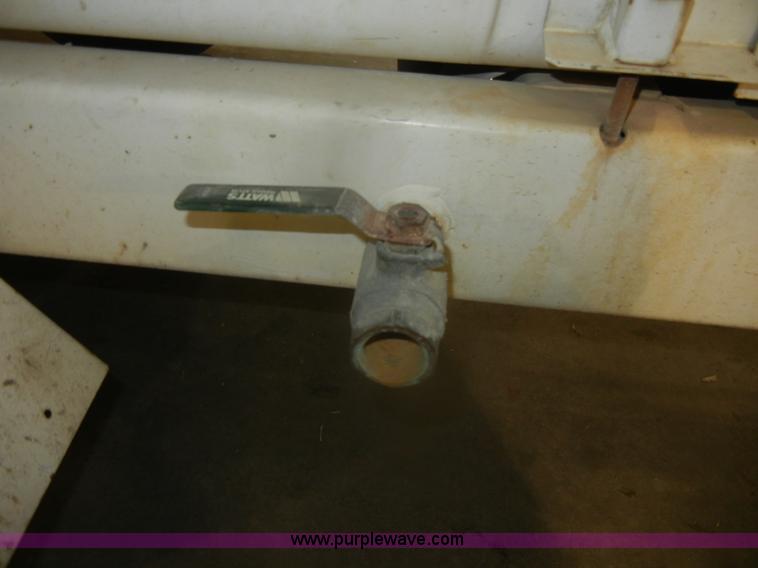 image for item AB9921 FMC E020152 jet sprayer