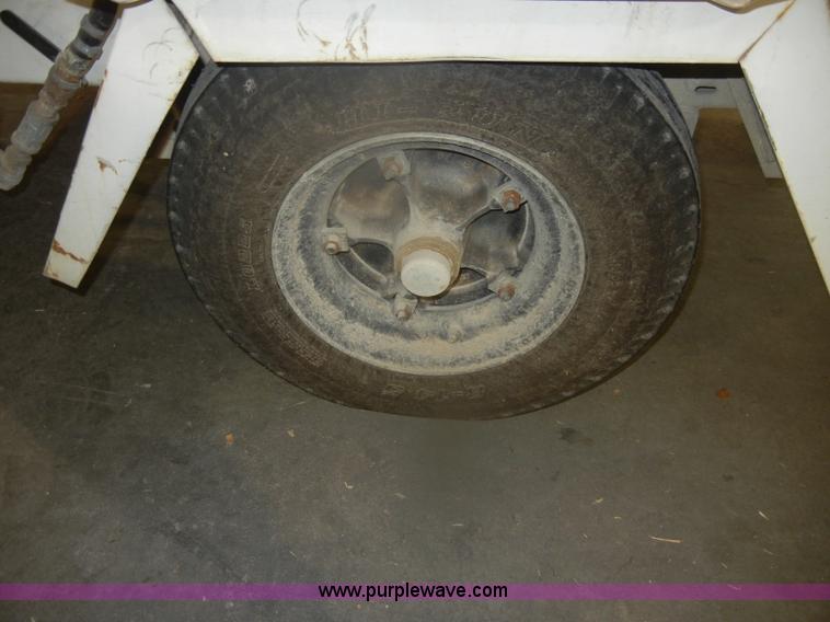 image for item AB9921 FMC E020152 jet sprayer